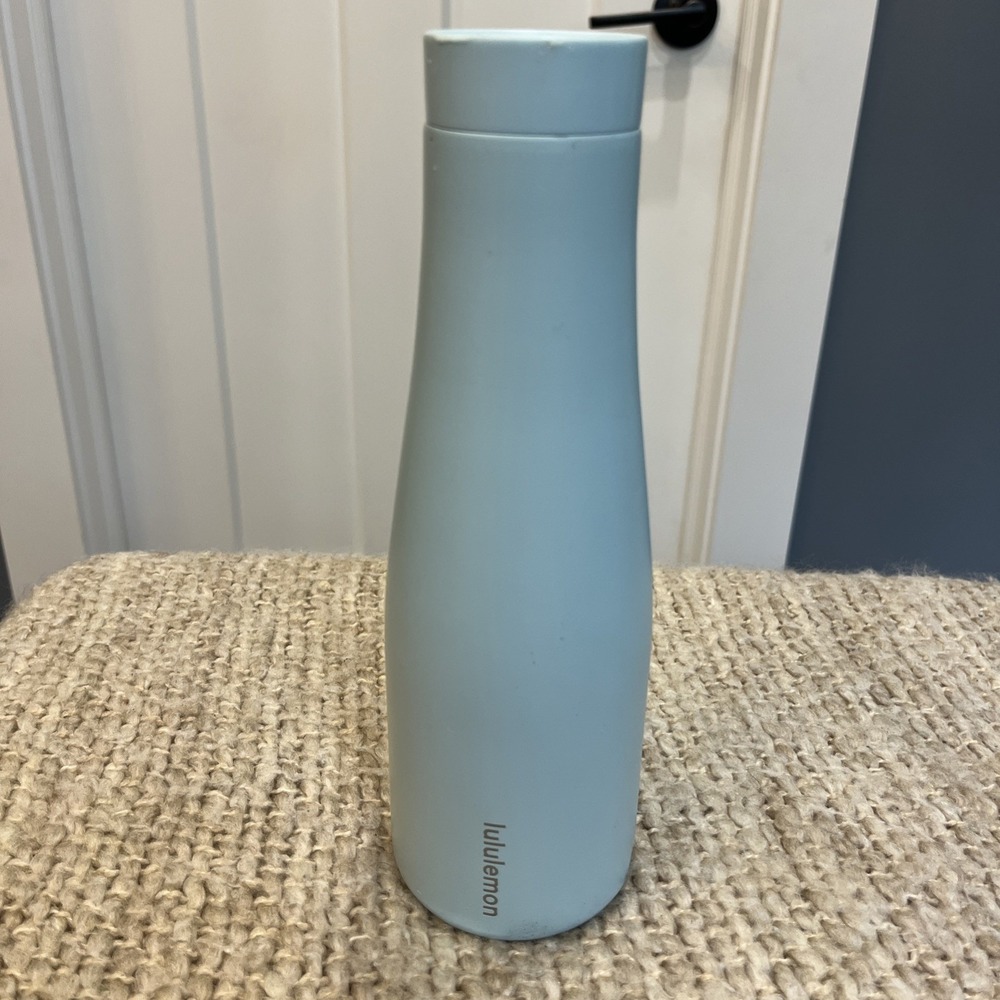 Lululemon Stay Hot Keep Cold Stainless Steel Water Bottle 19oz Hazy Jade